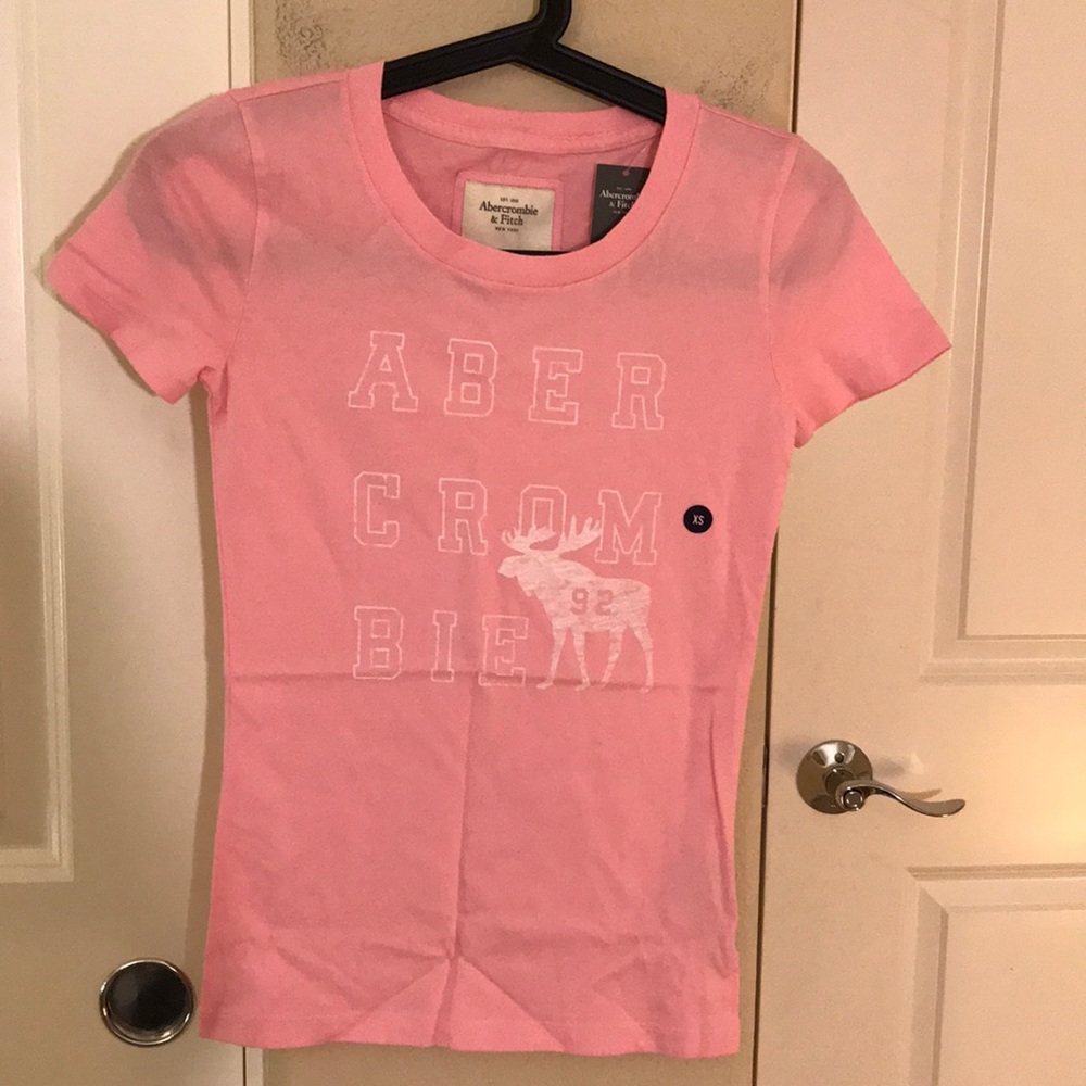 Abercrombie & Fitch pink women XS tee shirt